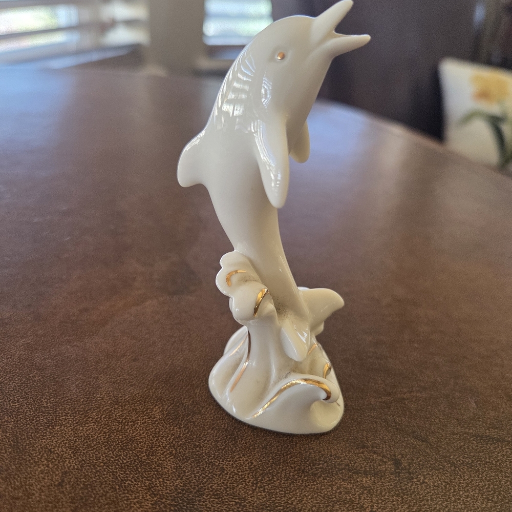 Lenox Dolphin